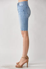 Destroyed Hem Bermudas